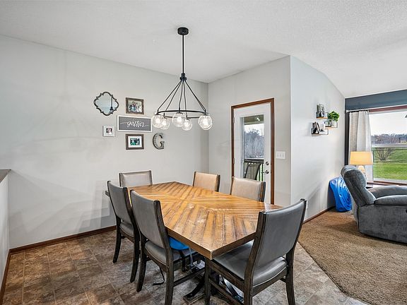 4th image of 1505 W Henderson Pl