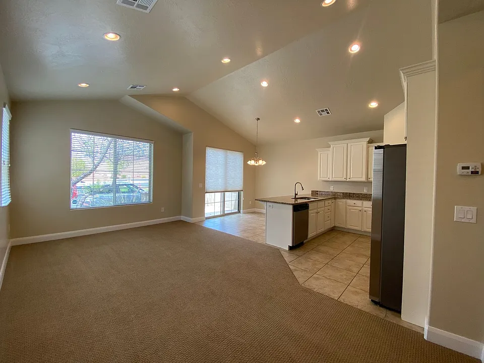 3439 S Barcelona Dr #81