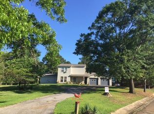 151 N Gambrell St, Ackerman, MS 39735