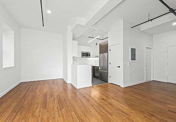 4th image of 275 Park Ave APT 5G