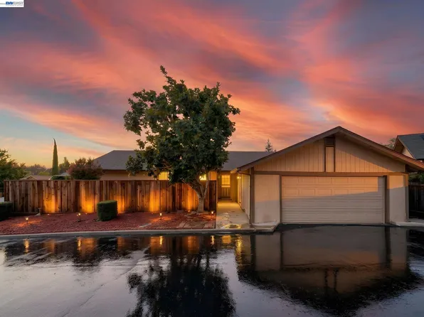 5551 Guadalupe Ct, Concord, CA 94521