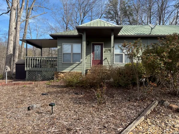 2119B Goat Neck Rd, Cleveland, GA 30528