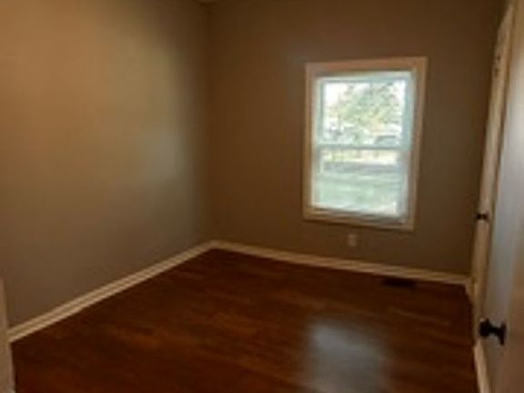 4th image of 25 Bigby St