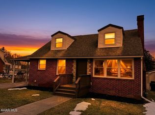 1609 Grant Ave, Altoona, PA