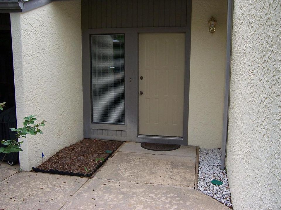 1st image of 1000 Bay Dr APT 505