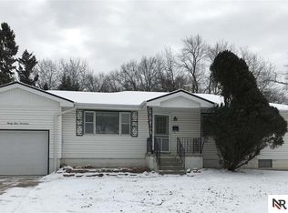 2417 S 47th St, Omaha, NE 68106