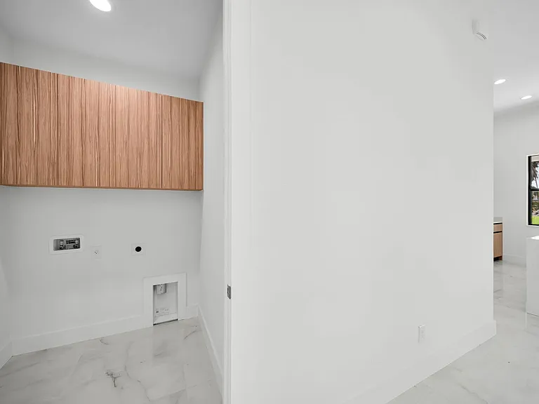 4523 Badini St — Photo 23