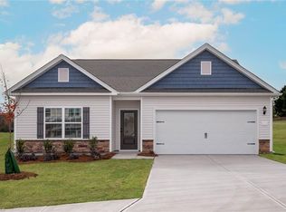 3458 Robindale Dr, Winston Salem, NC 27107