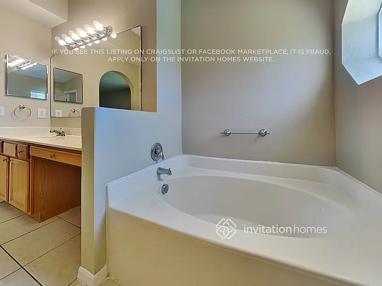 12636 Lake Vista Dr — Photo 16
