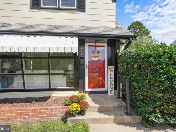 6927 Columbia Dr, Alexandria, VA 22307
