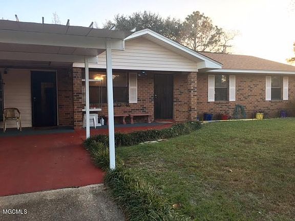 2nd image of 2484 Tandy Dr