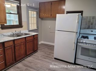 3240 18th Ave S APT 1, Minneapolis, MN 55407