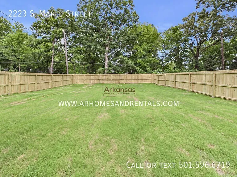 2223 S Maple St — Photo 16