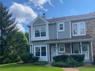 20 Stirrup Ct #9, Neptune, NJ 07753