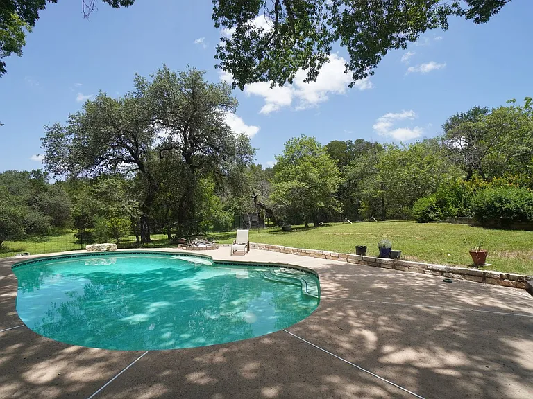 8 Woodhollow Trl — Photo 49