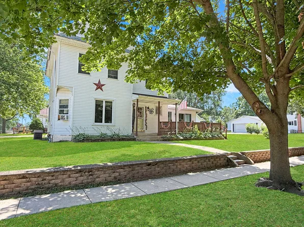 401 S Chestnut St, Shannon, IL 61078