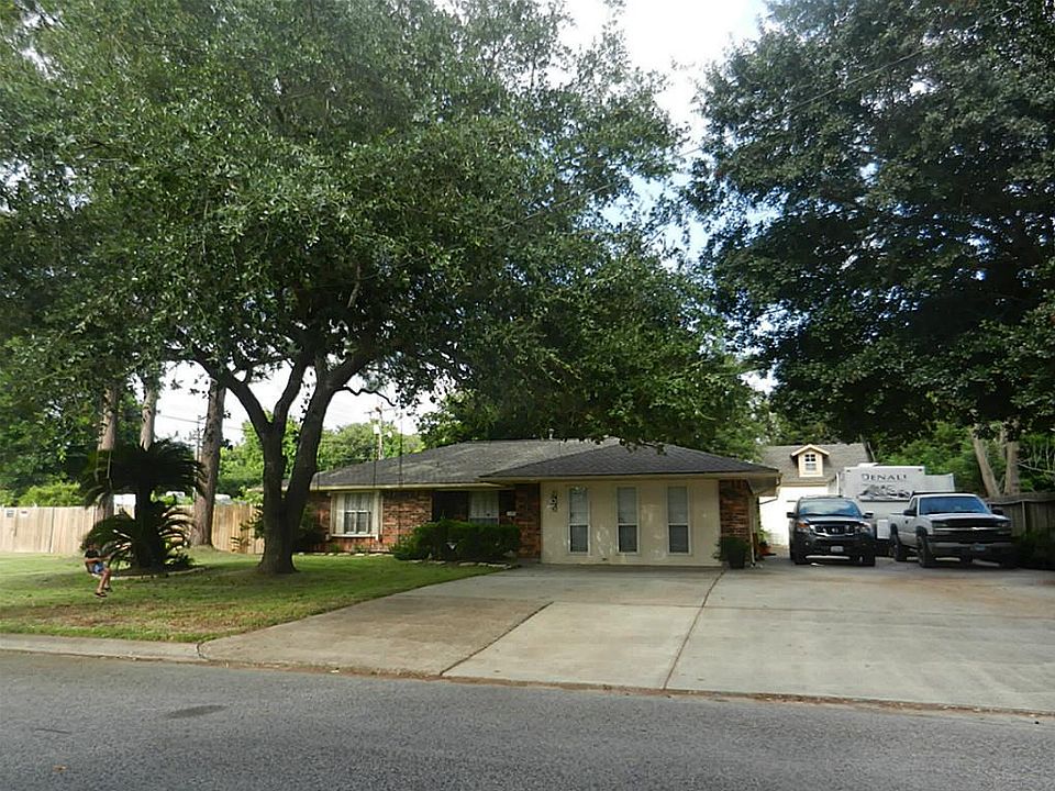 1st image of 905 Raymond Ave
