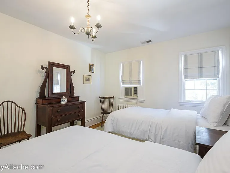 3414 Reservoir Rd NW — Photo 6