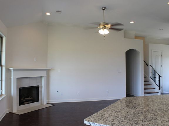 Henderson Floorplan Regency Homebuilders 13