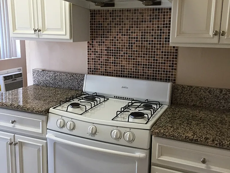 8605 Cypress Ave #3 — Photo 1