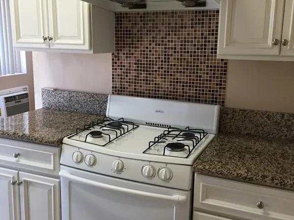 8605 Cypress Ave, Fontana, CA