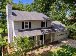 1708 Oak Place Ct, Lexington, KY 40515