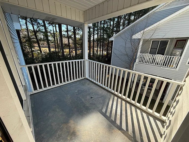 104 W Victoria Ct #F — Photo 30