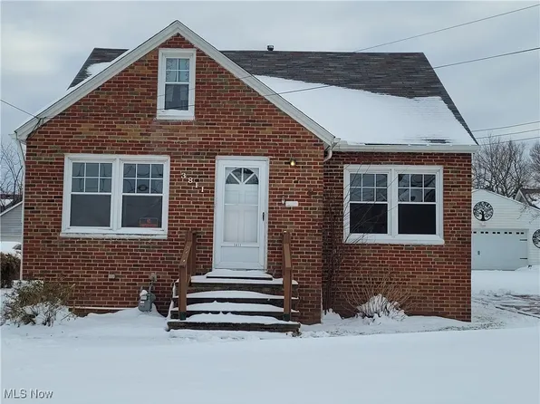3811 Theota Ave, Parma, OH 44134