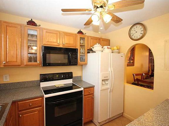 3rd image of 8880 Sunrise Lakes Blvd APT 204
