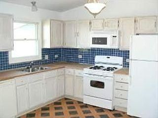 3rd image of 1218 Mark Ct