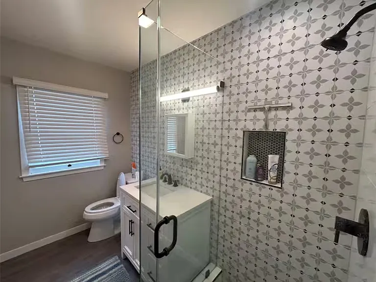181 N Waverly St #181 — Photo 5