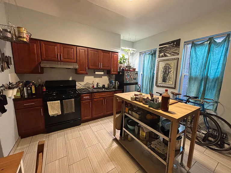 4636 Hazel Ave — Photo 3