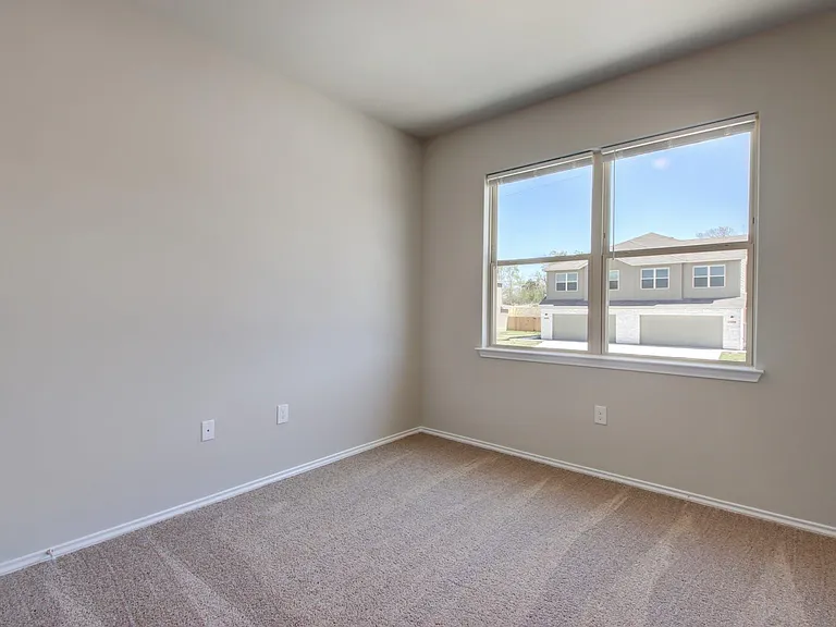 1202 Garland Rd — Photo 22