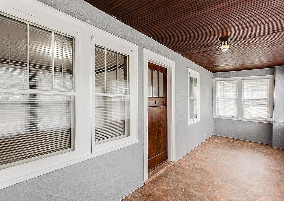 1st image of 2715 Humboldt Ave N