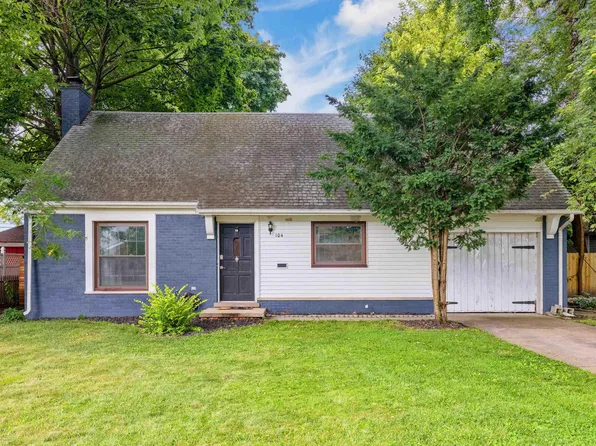 104 Riverside Dr, Mount Clemens, MI 48043