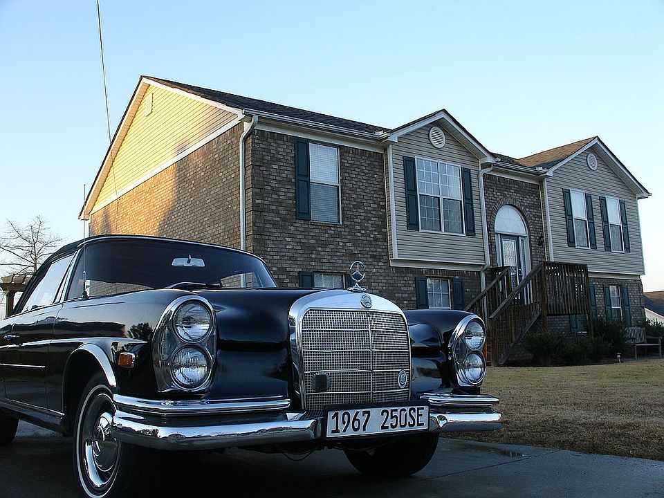 Frontside driveway