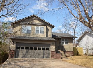 1519 Summerhill Ct, Harrison, AR 72601