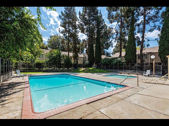 5th image of 3011 Kaiser Dr Unit C