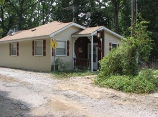 10247 Columbey Dr, Gillespie, IL 62033