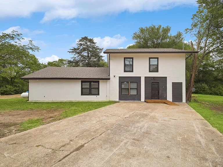 2508 Nokomis Rd — Photo 45