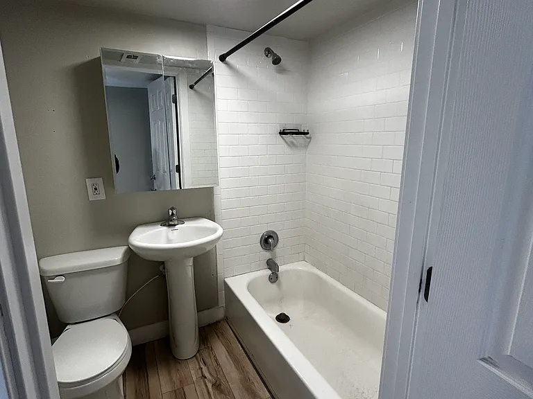 575 N Chicago St — Photo 18