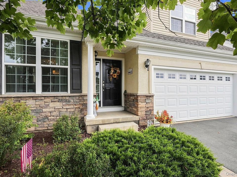 1st image of 6 Cyprus Drive