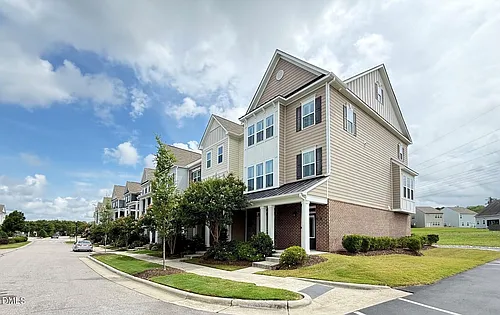 537 Austin View Blvd Photo 1