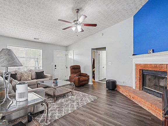 3rd image of 2750 Mill Lake Way