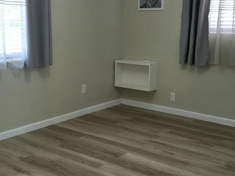 1203 Chateau Park Dr — Photo 13