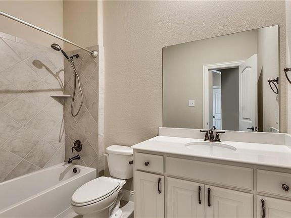 4th image of 10708 Fort Davis Pl