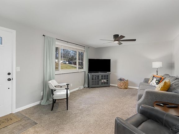 5th image of 727 Loda Dr
