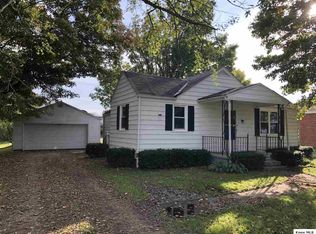 4 Lakeview Dr, Mount Vernon, OH 43050