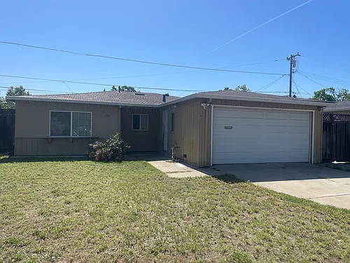 3145 Ensalmo Ave Photo 1
