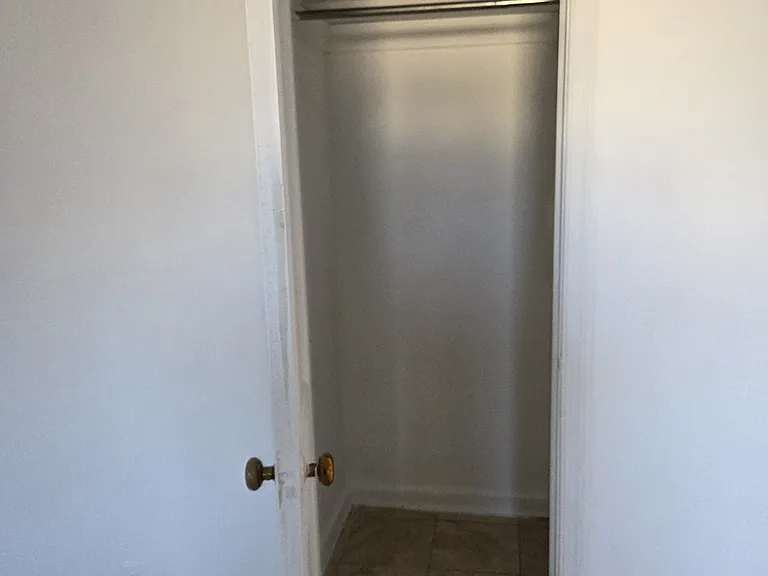 342 Sheridan Dr — Photo 13